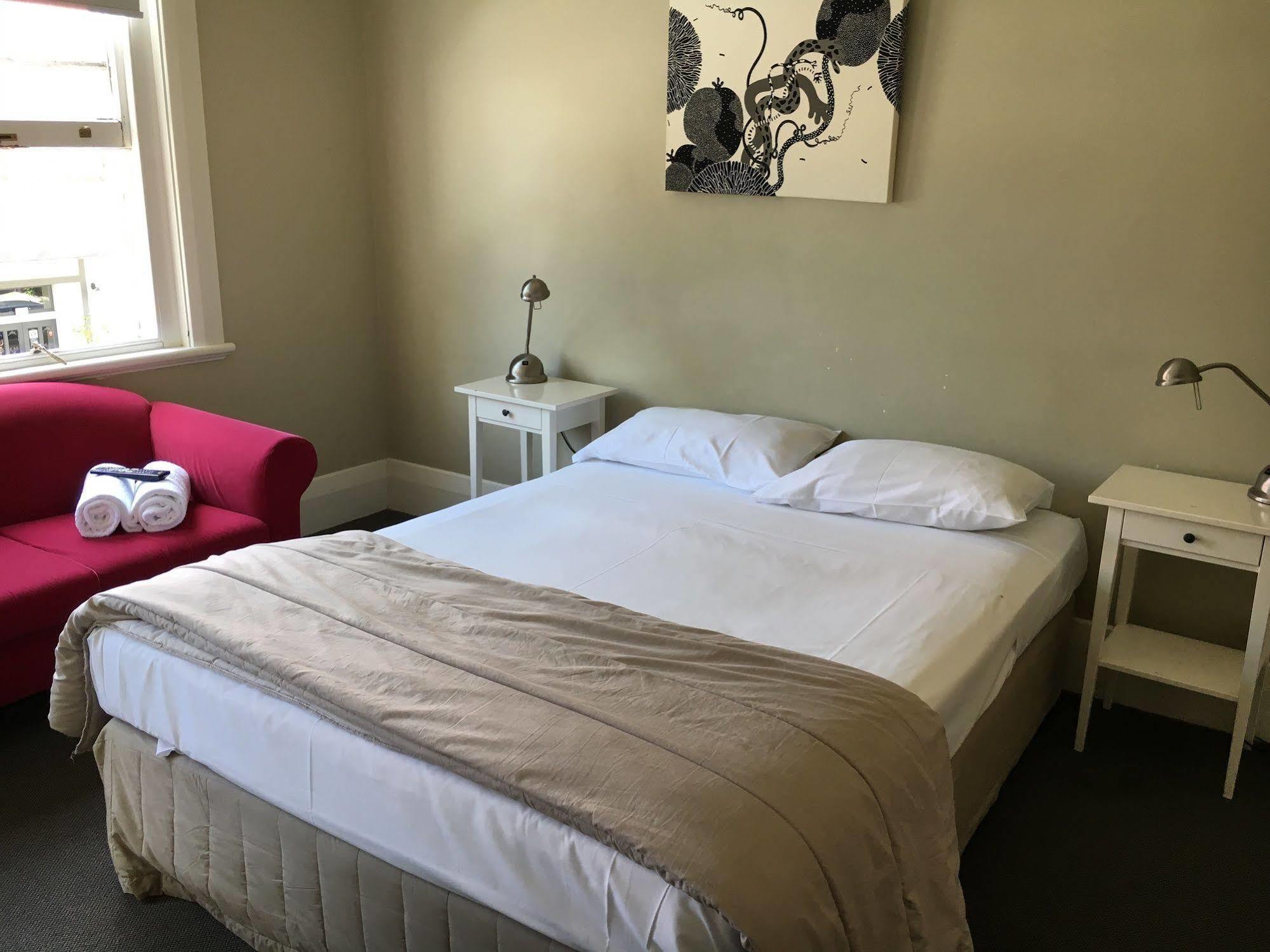 The Oriental Hotel Newcastle Extérieur photo